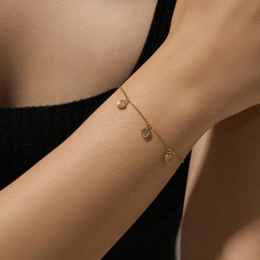 Armkette mit Herzen